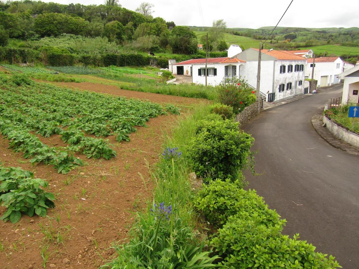Appartement Casa L&M à Lajes das Flores Extérieur photo